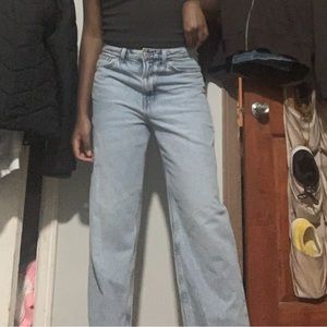 H&M Frayed Hem Jeans